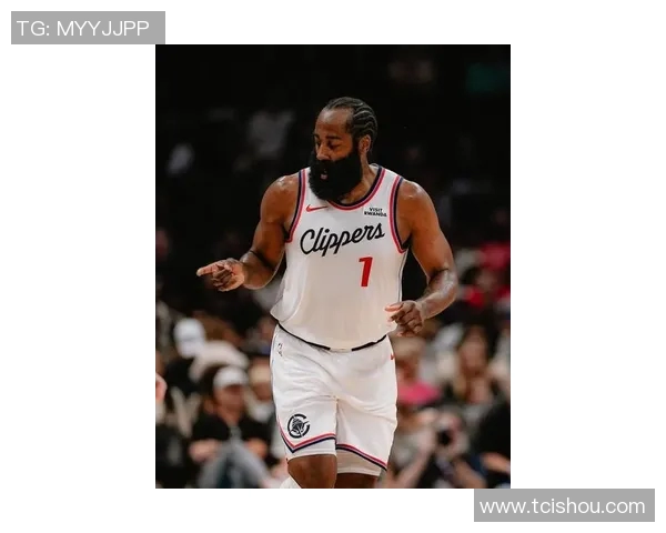 哈登高呼篮球就是生命！近5战轰192分 快船惨状逼出火箭后最强的他