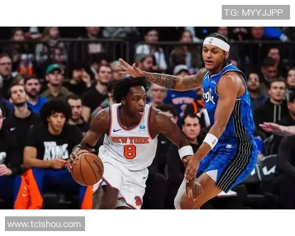 告别雄鹿，恭喜字母哥！三方交易方案曝光，湖人终圆梦