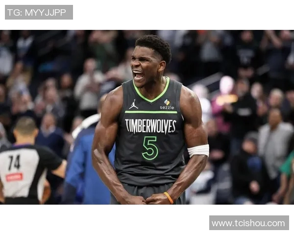 现役球星30岁后得分40+场次排行！库里45次第一 利拉德第二