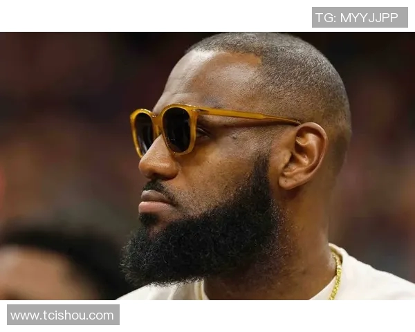 新浪NBA詹姆斯热点小时报丨2026年01月12日19时_今日实时NBA詹姆斯热点速递